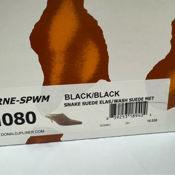 Donald J. Pliner slip on mule, kitten heel. - Picture 3 of 9